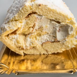 brazo gitano relleno de nata